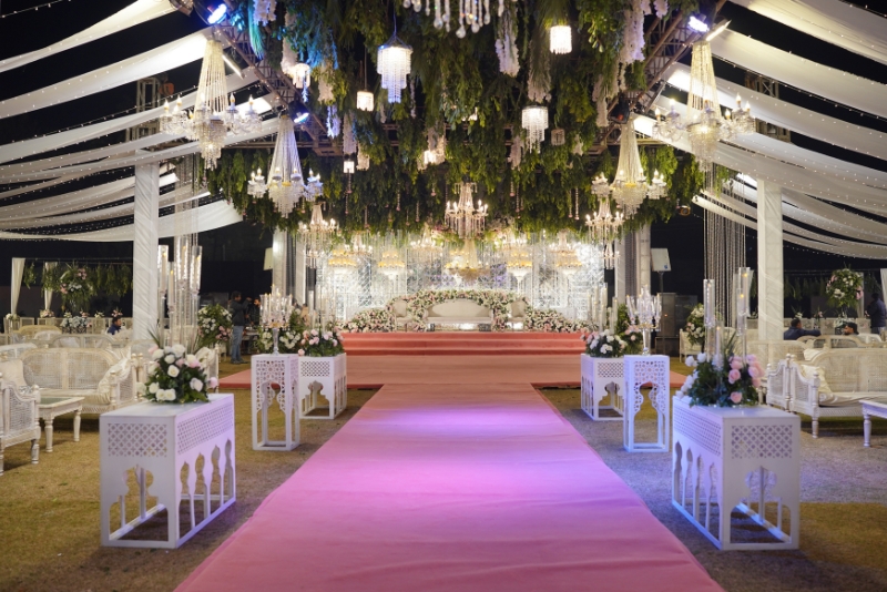 Grand Royal Wedding Banquet - Wedding Ceremony